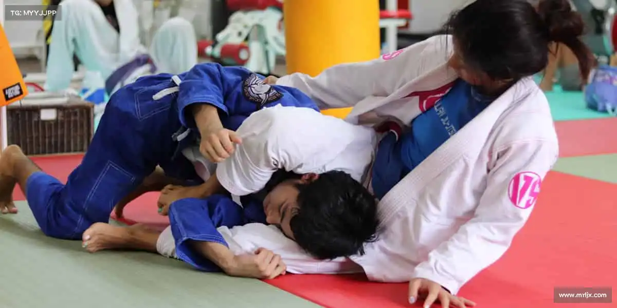 im电竞🤼♂️穿上装备,踏上赛场 —— 此刻,你就是焦点!